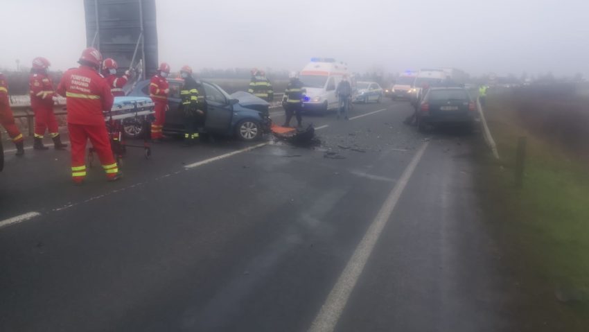 Grav accident de circulaţie în judeţul Timiş Grav accident de circulaţie în judeţul Timiş