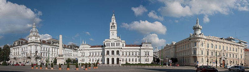 Municipiul Arad şi nouă comune vor aplica noile restricţii de circulaţie valabile după ora 20 Municipiul Arad şi nouă comune vor aplica noile restricţii de circulaţie valabile după ora 20