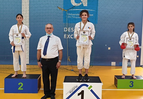 [FOTO-AUDIO] Medalii pentru karatiștii de la Sport Star Anina la Campionatul Național I.K.U. Iulia Miron este dublă campioană națională