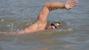 Încă o provocare pentru Avram Iancu! La 50 de ani, campionul din Petroşani înfruntă din nou… Canalul Mânecii
