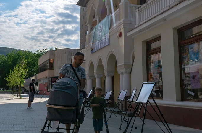 [FOTO-AUDIO] Expoziția ”Foc Nestins. Azi la 250 de ani de industrie” la sărbătoarea ” Radio Reșița – 25 de ani”