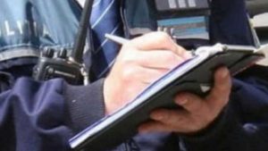 Lugoj: bărbat de 35 de ani, reţinut după ce s-ar fi dat drept poliţist