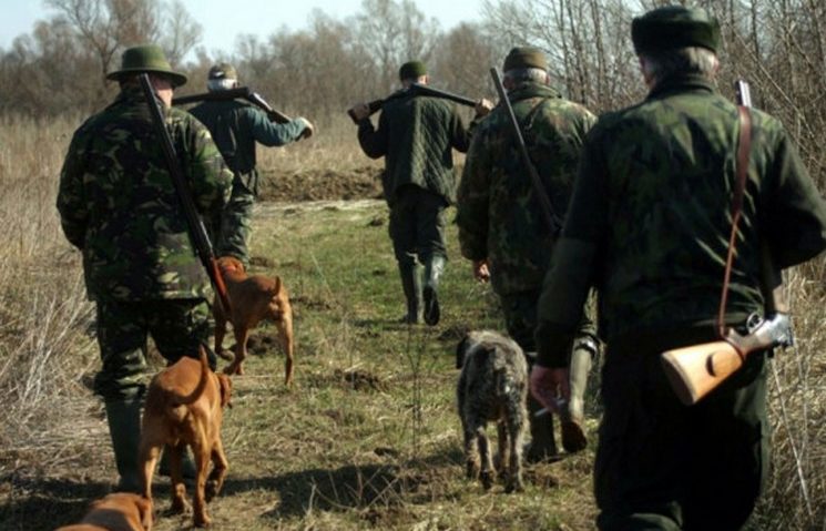 [AUDIO]Se măresc taxele și cotizațiile pentru vânătorii din Caraș-Severin