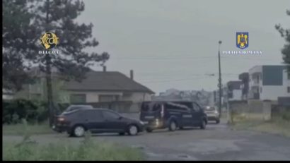 [VIDEO] Percheziții în judeţele Timiș și Caraș-Severin, într-un dosar de eliberare de certificate de vaccinare false 