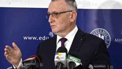 Ministrul Educaţiei: Învăţământul va deveni obligatoriu de la grupa mică de grădiniţă