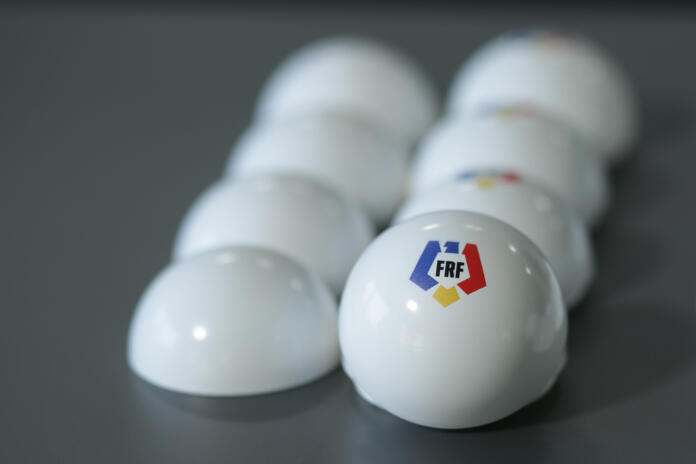 S-a stabilit ţintarul Ligii a III-a. Cu cine joacă formaţiile cărăşene în runda inaugurală S-a stabilit ţintarul Ligii a III-a. Cu cine joacă formaţiile cărăşene în runda inaugurală