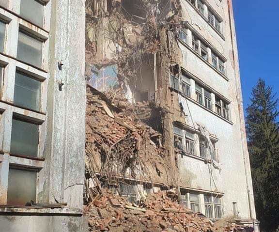 [AUDIO] Pacienţii de la Sanatoriul Marila evacuaţi luna trecută rămân la Spitalul Orăşenesc Oraviţa