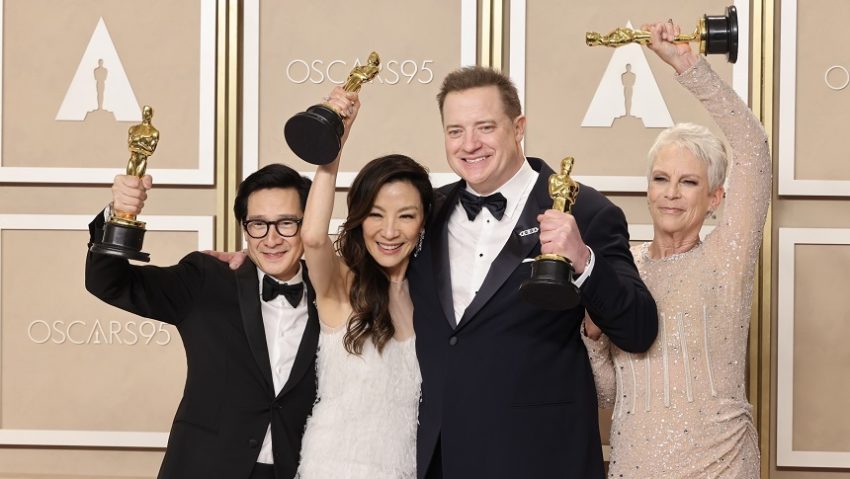 OSCAR 2023: Filmul ‘Everything Everywhere All at Once’, marele câştigător al galei, cu şapte premii OSCAR 2023: Filmul ‘Everything Everywhere All at Once’, marele câştigător al galei, cu şapte premii