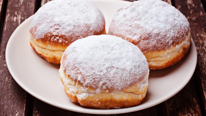 Rețeta dulce de bucătărie: Gogoși Rețeta dulce de bucătărie: Gogoși