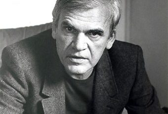Milan Kundera, un destin de la ” Insuportabila ușurătate a ființei” până la „Viața e în altă parte”