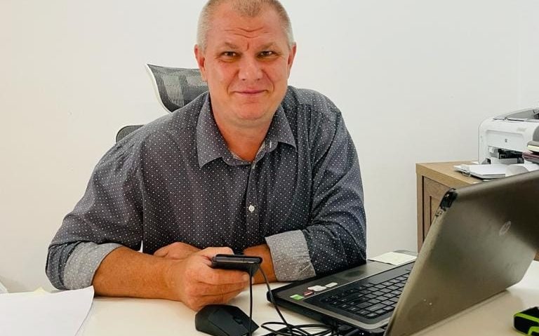 Fostul manager al spitalului din Lugoj și-a anunțat oficial candidatura pentru funcția de primar al municipiului Lugoj Fostul manager al spitalului din Lugoj și-a anunțat oficial candidatura pentru funcția de primar al municipiului Lugoj