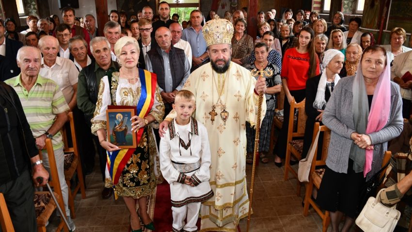 Biserica „Adormirea Maicii Domnului” din Scăiuș, a fost (re)sfinţită de Episcopul Caransebeşului Biserica „Adormirea Maicii Domnului” din Scăiuș, a fost (re)sfinţită de Episcopul Caransebeşului