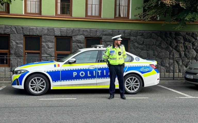 Acțiuni ale polițiștilor în zona unităților de învățământ din municipiul Caransebeș Acțiuni ale polițiștilor în zona unităților de învățământ din municipiul Caransebeș