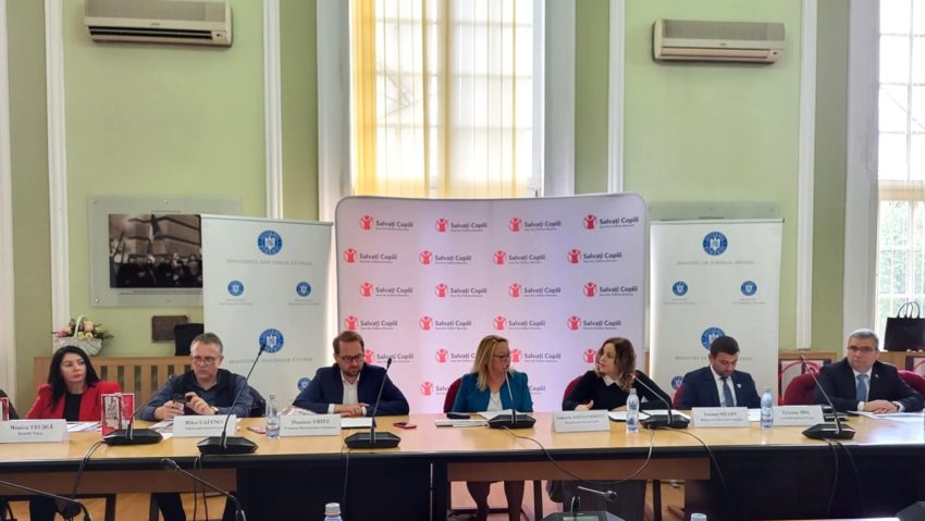 Unul din șapte copii din vestul țării a avut în ultimul an unul sau ambii părinți plecați să muncească în alte țări Unul din șapte copii din vestul țării a avut în ultimul an unul sau ambii părinți plecați să muncească în alte țări