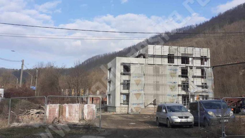 Un nou ansamblu rezidenţial prinde contur în Reşiţa Un nou ansamblu rezidenţial prinde contur în Reşiţa