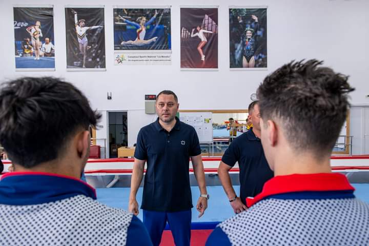 Lotul național de gimnastică juniori al României pregătește la Reșița participarea la Campionatele Europene Lotul național de gimnastică juniori al României pregătește la Reșița participarea la Campionatele Europene