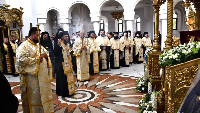 Zi de mare sărbătoare pentru Catedrala Episcopală din Caransebeș Zi de mare sărbătoare pentru Catedrala Episcopală din Caransebeș