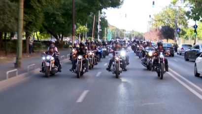 Timişoara: Peste 250 de motociclişti, unii veniţi din Serbia, au participat la o paradă în memoria lui Nicu Covaci