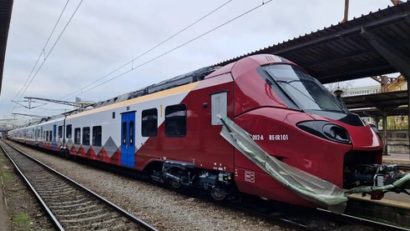 Trenul electric inaugurat miercuri, nu a mai funcționat joi. Cursa a fost anulată