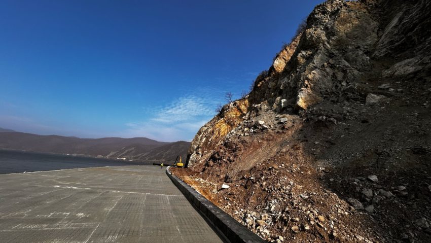Lucrările la polata de pe DN 57 avansează Lucrările la polata de pe DN 57 avansează