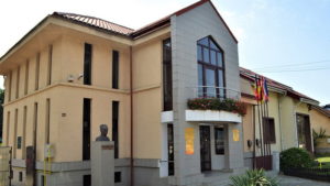 Eveniment ecumenic la Reșița: „Iubindu-L pe cel Răstignit, ne îndreptăm spre Sărbătoarea Luminii”