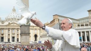 Moartea Papei Francisc – Timp de doliu şi reflecţie pentru lumea creştină