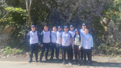 Polițiști și voluntari, împreună pentru natură la Băile Herculane