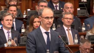Noul Guvern al Serbiei, condus de Đuro Macut, a depus jurământul