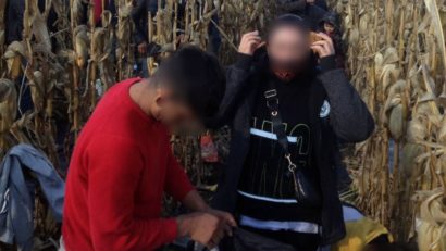 Tentativă de trecere ilegală a frontierei: 14 cetățeni străini opriți la granița de vest a României