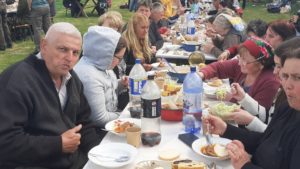 Serbare câmpenească tradițională la Nermed: Etnicii carașoveni au marcat măsuratul oilor