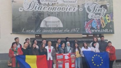 Ziua Europei 2025, sărbătorită la Colegiul Național „Diaconovici-Tietz” din Reșița prin proiectul „Europa celor 27”