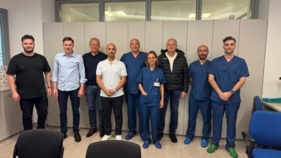 Spitalul Județean Reșița face pași spre chirurgia de top prin intermediul tinerilor medici care se specializează în Italia