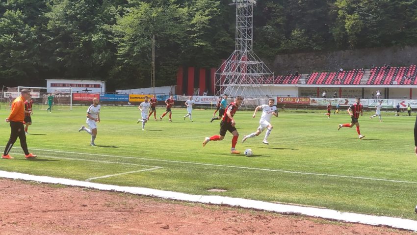 CSM Reşiţa-Csikszereda 1-1. Flavius Stoican: „Mai avem 1% şanse de calificare la baraj” CSM Reşiţa-Csikszereda 1-1. Flavius Stoican: „Mai avem 1% şanse de calificare la baraj”