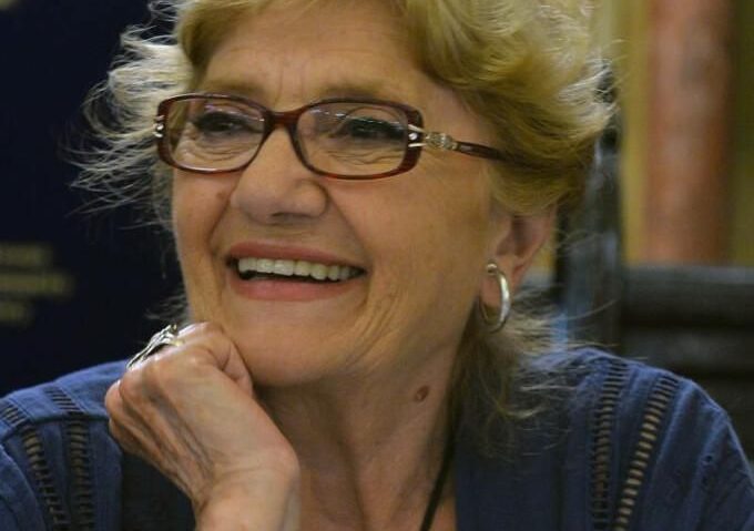 A mai plecat o actriţă, Cristina Deleanu! A mai plecat o actriţă, Cristina Deleanu!