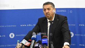 Raport al ministrului Educației: Învățământul preuniversitar, ineficient; risc de securitate națională