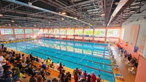 Speranțele înotului românesc se întrec la Reșița! Peste 200 de tineri sportivi luptă pentru medalii la Naționalele Școlare