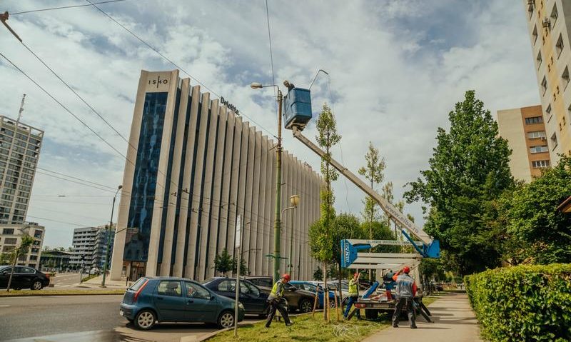 Timișoara modernizează iluminatul public pe 64 de străzi Timișoara modernizează iluminatul public pe 64 de străzi