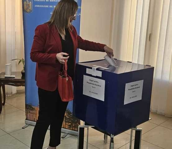 Prezidențiale2025/ AEP: Peste 1.533.000 de români au votat în diaspora până duminică la ora 19:00 Prezidențiale2025/ AEP: Peste 1.533.000 de români au votat în diaspora până duminică la ora 19:00