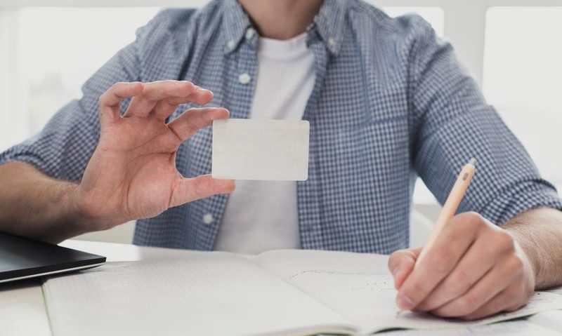 Peste 1.000 de cereri pentru Cartea Electronică de Identitate la Timișoara Peste 1.000 de cereri pentru Cartea Electronică de Identitate la Timișoara