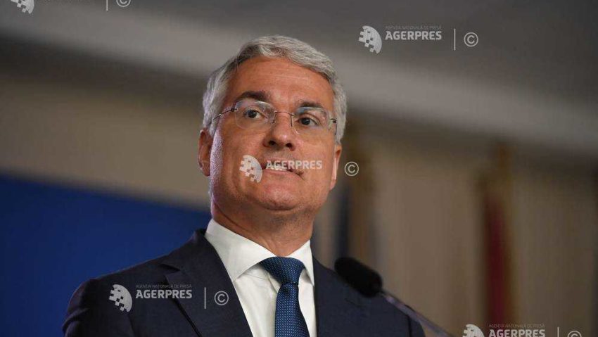 OUG privind tăierea sporurilor a fost aprobată de Guvern OUG privind tăierea sporurilor a fost aprobată de Guvern