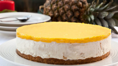 Tort de ananas cu cremă de brânză și ciocolată – desertul perfect pentru momente dulci și festive