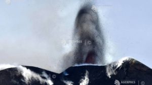 Vulcanul Etna a erupt din nou