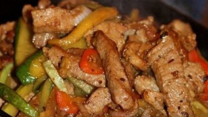 Friptură de vițel cu legume sotate – Rețetă europeană savuroasă
