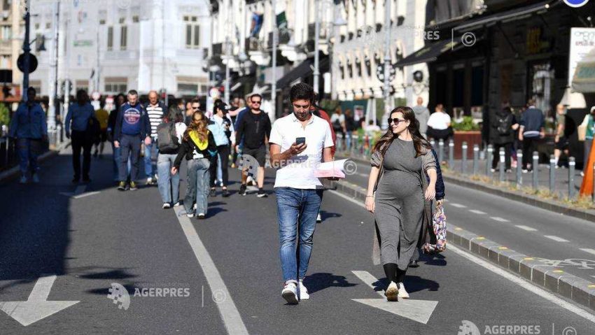 Peste 490.000 de români își sărbătoresc onomastica de Sfinții Apostoli Petru și Pavel Peste 490.000 de români își sărbătoresc onomastica de Sfinții Apostoli Petru și Pavel
