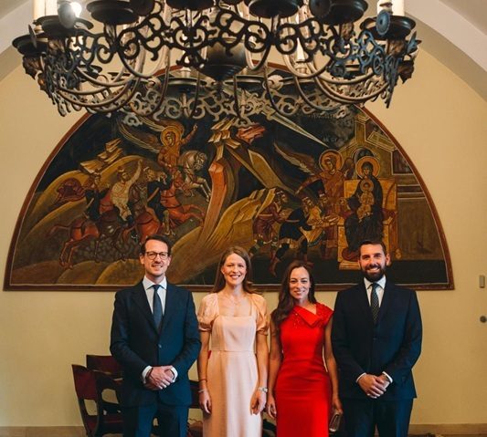 Documentarul „Maria – Inima României”, proiectat la Belgrad în prezenţa Alteţelor Lor Regale Prinţul Filip al Serbiei şi Principesa Danica Documentarul „Maria – Inima României”, proiectat la Belgrad în prezenţa Alteţelor Lor Regale Prinţul Filip al Serbiei şi Principesa Danica