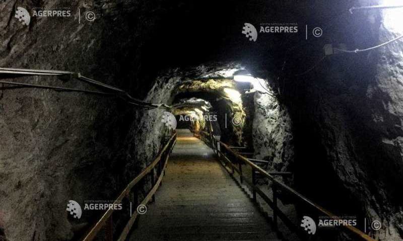 Activităţile desfăşurate de către cei 8 experţi internaţionali în zona salinei Praid Activităţile desfăşurate de către cei 8 experţi internaţionali în zona salinei Praid