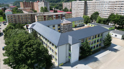 Reabilitarea Școlii Nr. 8 din Reșița: Primăria răspunde acuzațiilor și anunță evacuarea constructorului