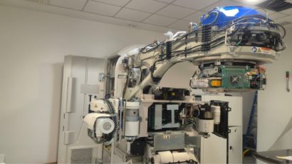 OncoHelp Timișoara instalează cel de-al 4-lea accelerator liniar pentru radioterapia cancerului