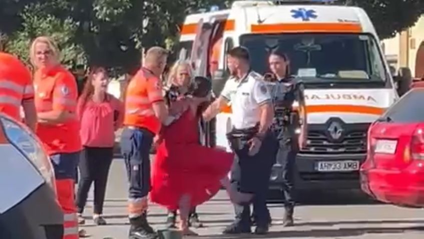 Scandal după un accident cu victime în Arad: femeie și bărbat încătușați
