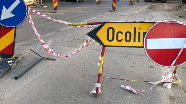 Timișoara: Restricții de trafic în cea mai aglomerată intersecție din oraș. Primăria începe refacerea carosabilului și a liniilor de tramvai